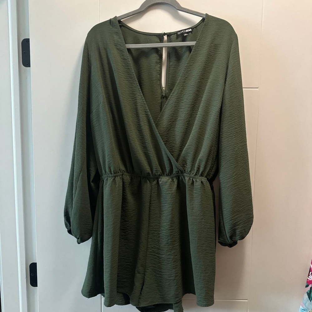 Fashion nova romper
